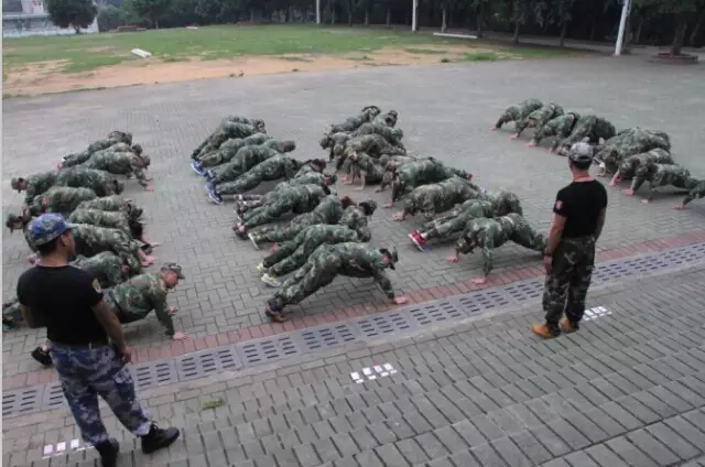 OMG 2016 Huangpu Military Academy Entwicklungstraining