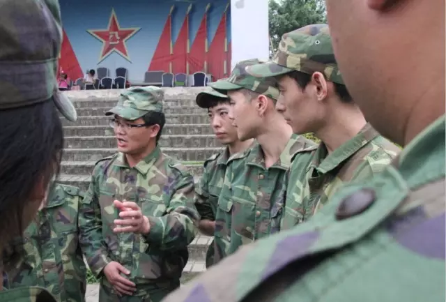 2016 OMG Huangpu Militärakademie-Entwicklungstraining